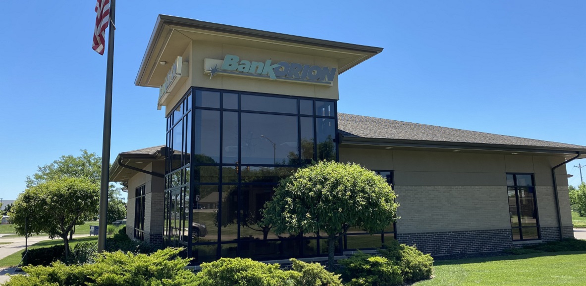 banks in moline il